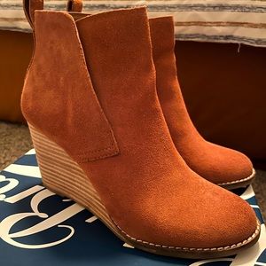 Lucky brand wedge boots